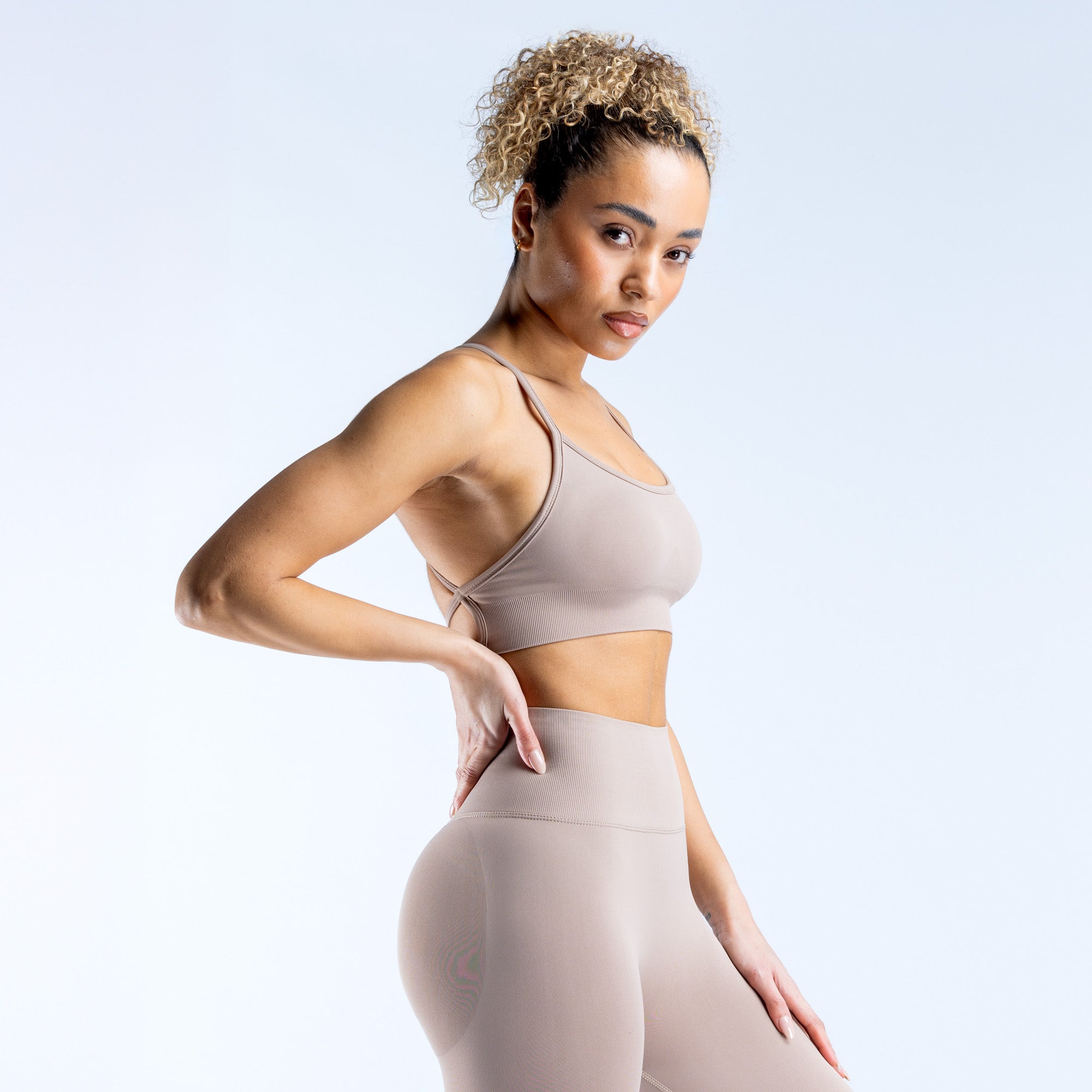 DFYNE Dynamic Backless Sport BH Damen Beige | 670ZQODFJ