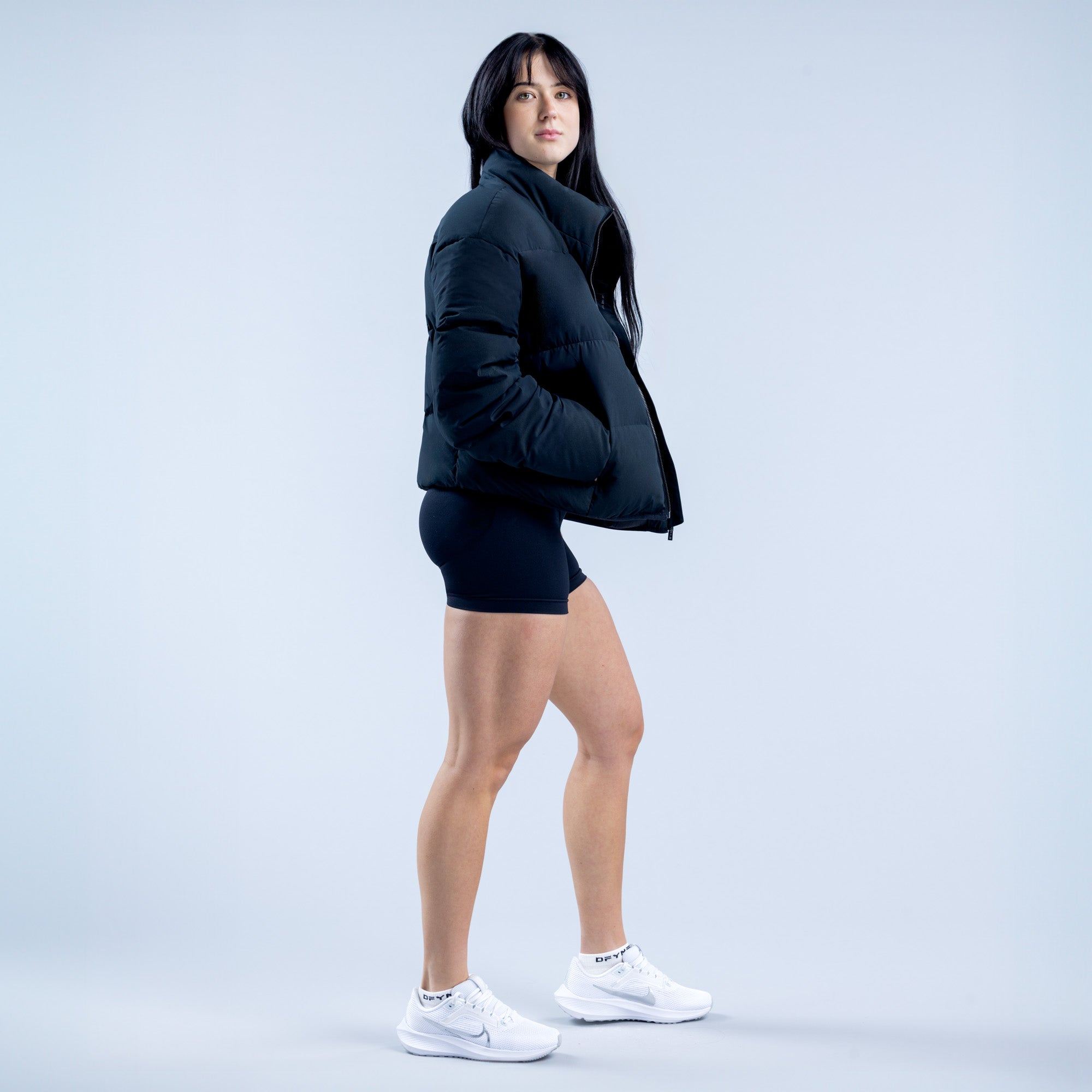 DFYNE Revive Short Down Jacken Damen Schwarz | 837AVGUPC