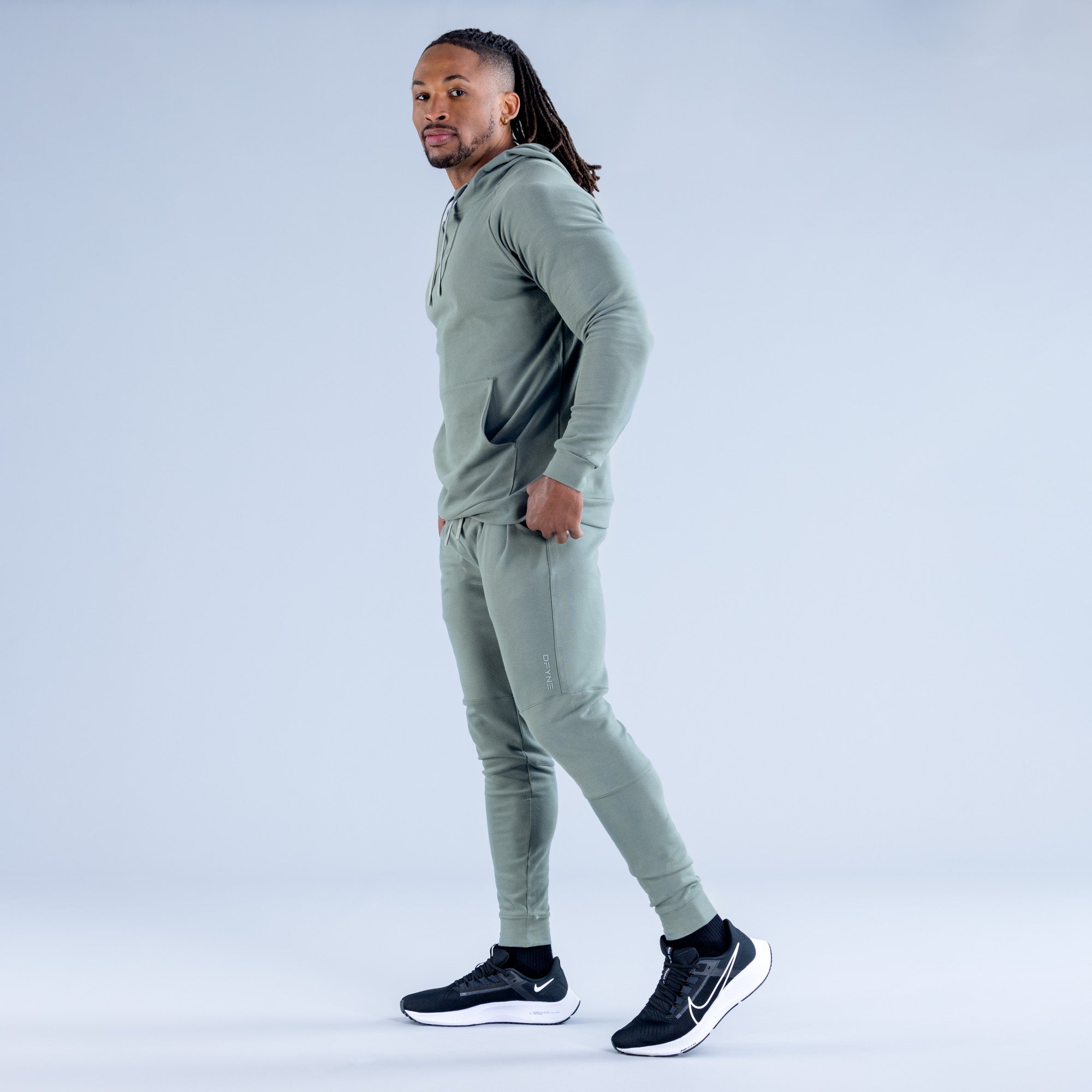 DFYNE Stealth Midweight Hoodie Herren Olivgrün | 652PKGEZY