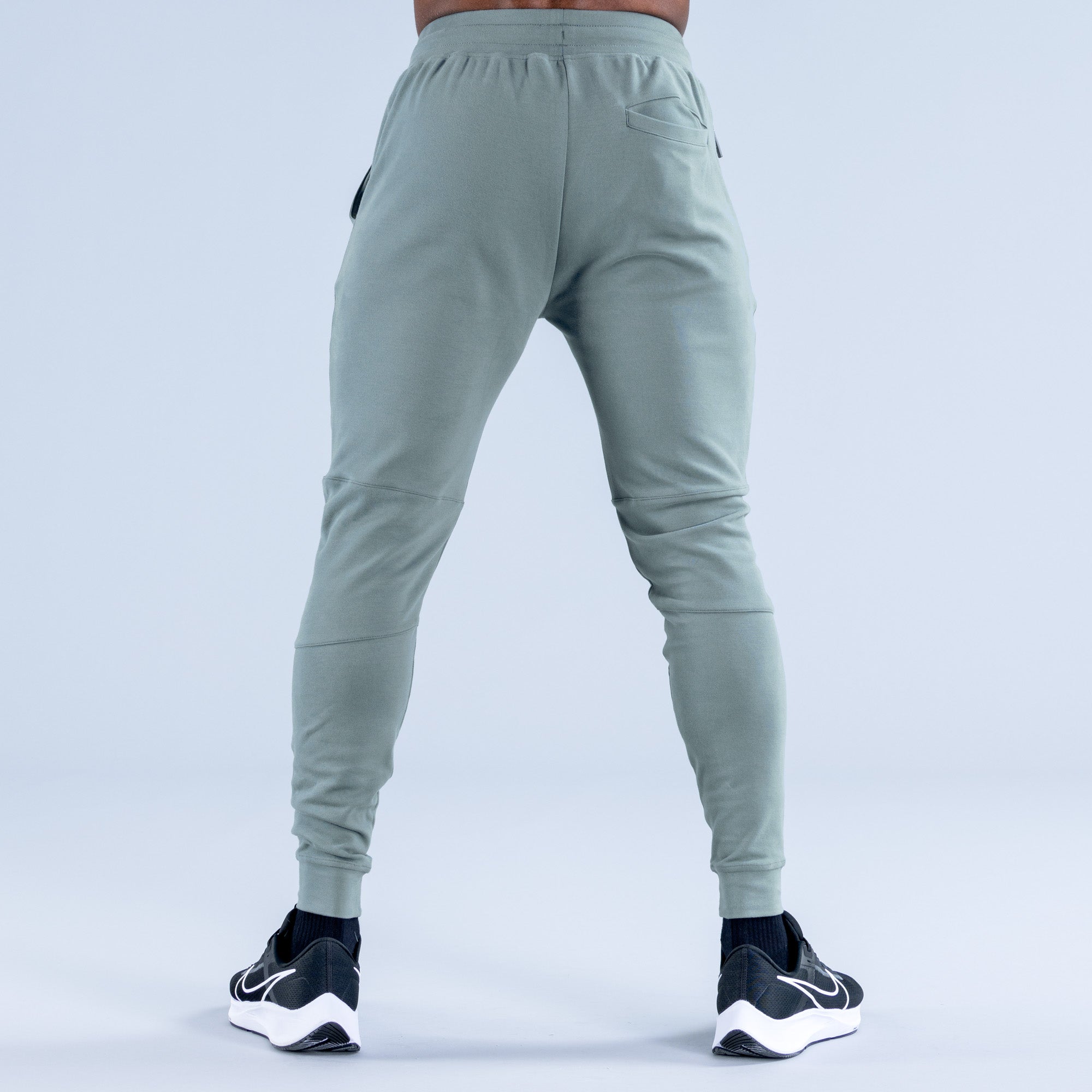 DFYNE Stealth Tapered Jogginghose Herren Olivgrün | 837MPCNHB