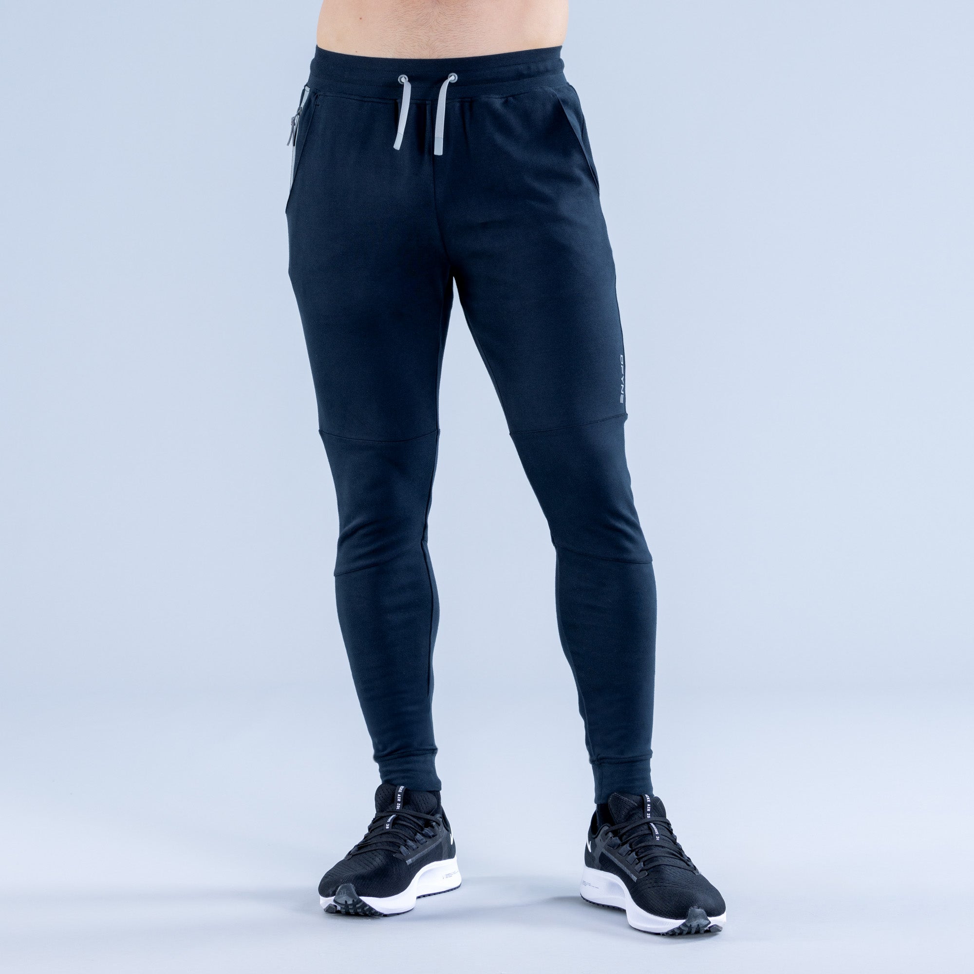DFYNE Stealth Tapered Jogginghose Herren Schwarz | 382MFKYCH