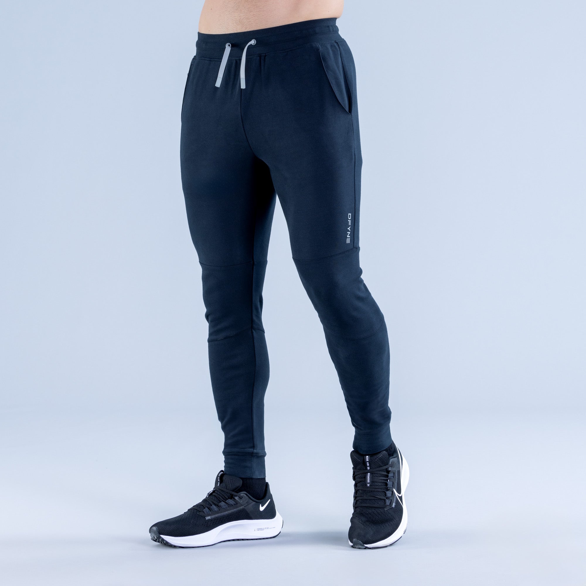 DFYNE Stealth Tapered Jogginghose Herren Schwarz | 382MFKYCH