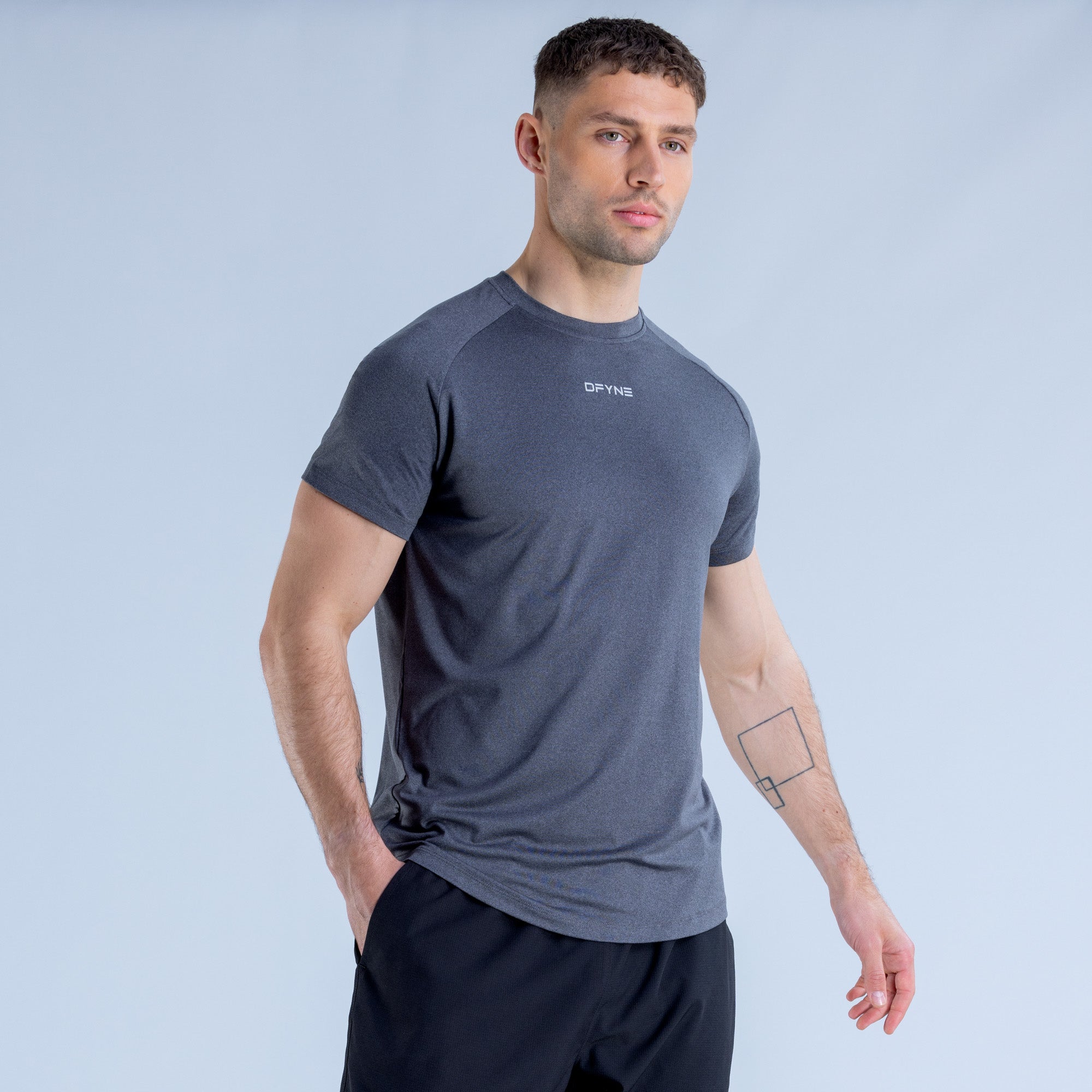 DFYNE Stealth Training T-Shirt Herren Schwarz | 871USNOYF